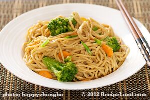 Soy-Peanut Sauce Noodle with Broccoli 