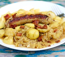 Octoberfest Bratwurst and Sauerkraut Skillet Dinner