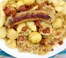 Octoberfest Bratwurst and Sauerkraut Skillet Dinner