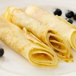 Palatschinken (Apricot Crêpes)