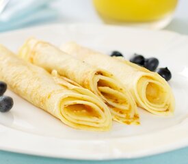 Palatschinken (Apricot Crêpes)