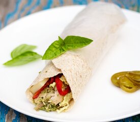 Pesto Chicken and Pepper Wraps