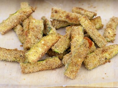 Oven Baked Parmesan Zucchini Sticks