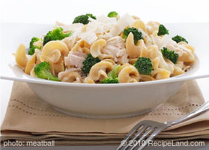 1-Pot Noodles with Chicken & Broccoli recipe