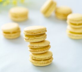 Lemon Meringue Pie Macarons