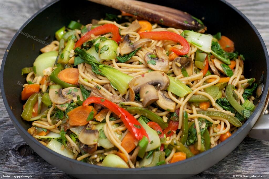 Chinese Stir-Fried Bok Choy with Spaghetti Recipe