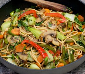 Chinese Stir-Fried Bok Choy with Spaghetti 