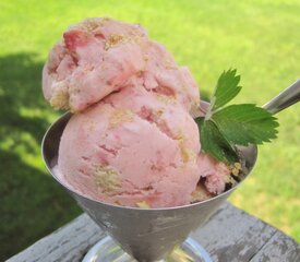 Strawberry Cheesecake Ice Cream