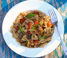 Pasta with Roasted Vegetables And Balsamic Vinegar