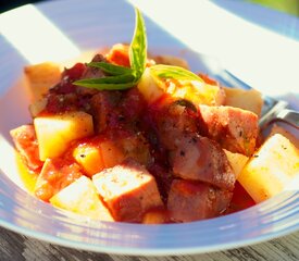 Baked Kielbasa and Potatoes in Sauce