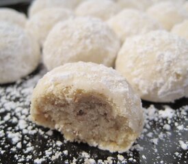 Russian Tea Cakes/Mexican Wedding Cookies