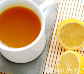 Turmeric, Ginger and Lemon Tonic Tea