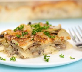 Homestyle Scalloped Potatoes and Mushrooms