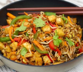 Tofu, Bean Sprouts and Bell Pepper Stir-Fry