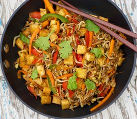 Tofu, Bean Sprouts and Bell Pepper Stir-Fry