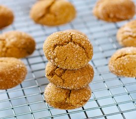 Snappy Gingersnap Cookies