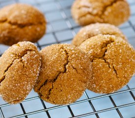 Snappy Gingersnap Cookies