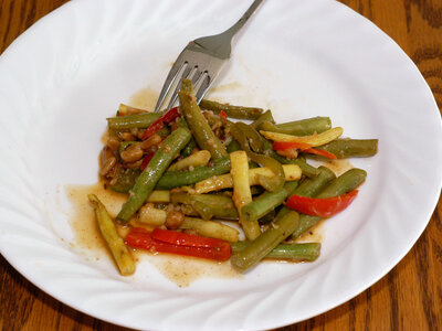 Balsamic Green Beans and Pepper