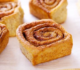 Whole Wheat Pumpkin Cinnamon Rolls