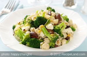Orzo with Broccoli, Feta Cheese, and Olives