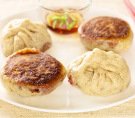 Cabbage and Shiitake Pot Sticky Buns