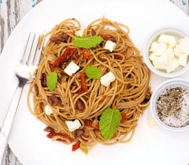 Pasta with Olives and Sun-Dried Tomatoes