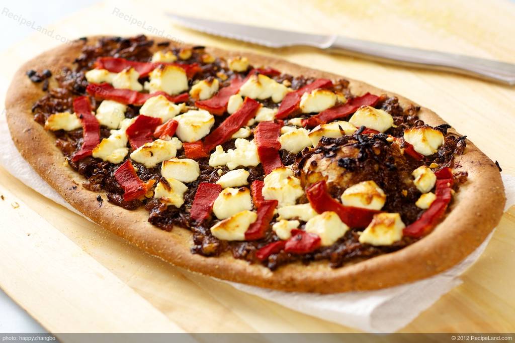 Caramelized Onion, Roasted Bell Pepper and Goat Cheese Flatbread Recipe