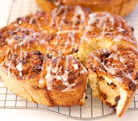 Chocolate and Nut Cinnamon Rolls