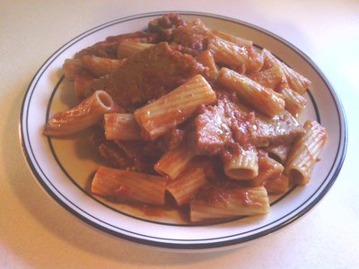 Rigatoni Pasta Served With Homemade Seitan