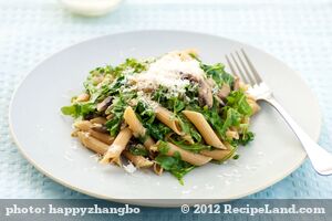 Warm Arugula and Mushroom Penne recipe