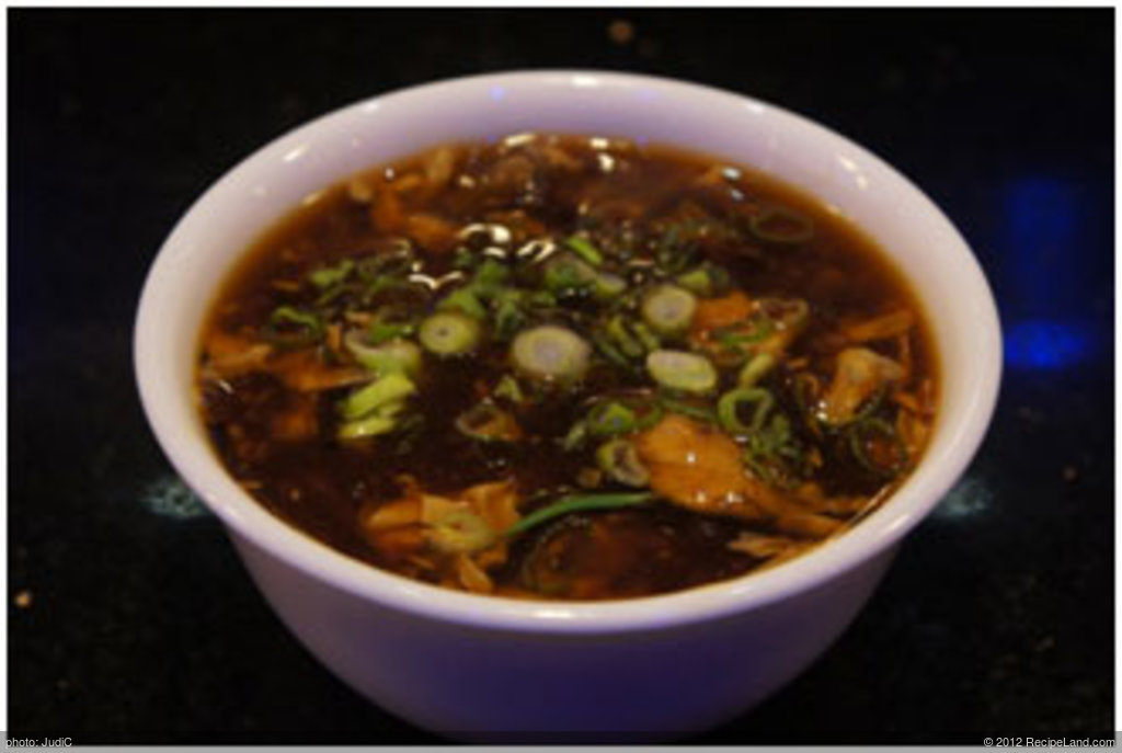 Deluxe Hot and Sour Wonton Soup