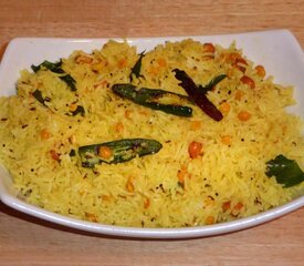 Indian Style Lemon Rice (Nimakaya Pulihora)