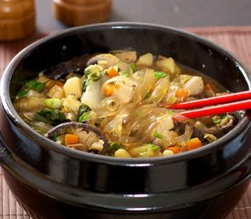 Shiitake and Veggie Stew with Garlic-Black Bean Sacue