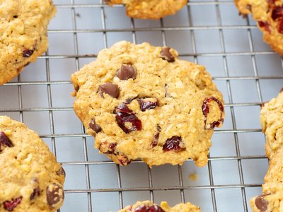 Oatmeal Cranberry, Walnuts and Chocolate Chip Cookies