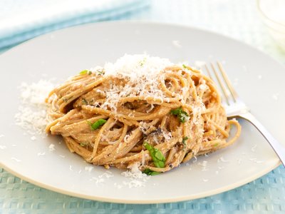 Spaghetti with Tomato Ricotta Sauce