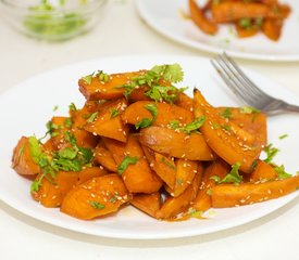 Garlicky, Sweet and Salty Sweet Potato Wedges