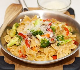 Warm Pasta with Broccoli, Bell Pepper and Parmesan