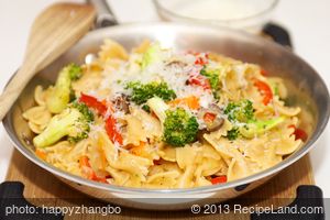 Warm Pasta with Broccoli, Bell Pepper and Parmesan
