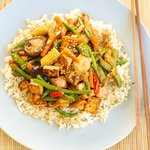 One-Skillet: Spicy Vegetable Stir Fry