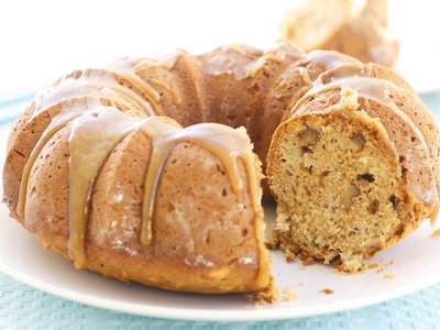 Whole Wheat Fresh Apple and Apple Sauce Cake 