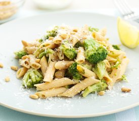 Broccoli Pasta with Lemony-Garlicky Dressing