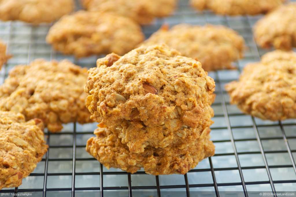 Almond and Coconut Oatmeal Cookies recipe