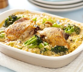 Cheesy Chicken, Rice and Broccoli Casserole