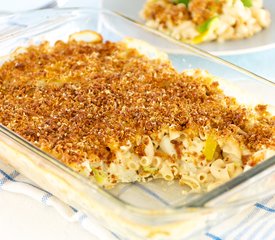 Baked Macaroni and Cheese with Broccoli and Cauliflower