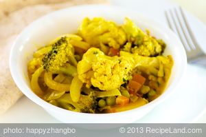 Steamed Vegetable Curry with Sauce recipe