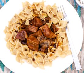 Beef Tips in Red Wine Sauce