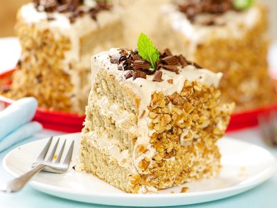 Coffee Cream Cake with Coffee Meringue Filling