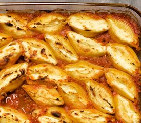 Baked Tomato and Cheese Shells