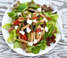 Roasted Asparagus, Cherry Tomatoes with Arugula, Penne and Goat Cheese Salad 