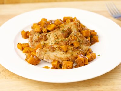 Sweet-Sour Pork Chops and Sweet Potatoes